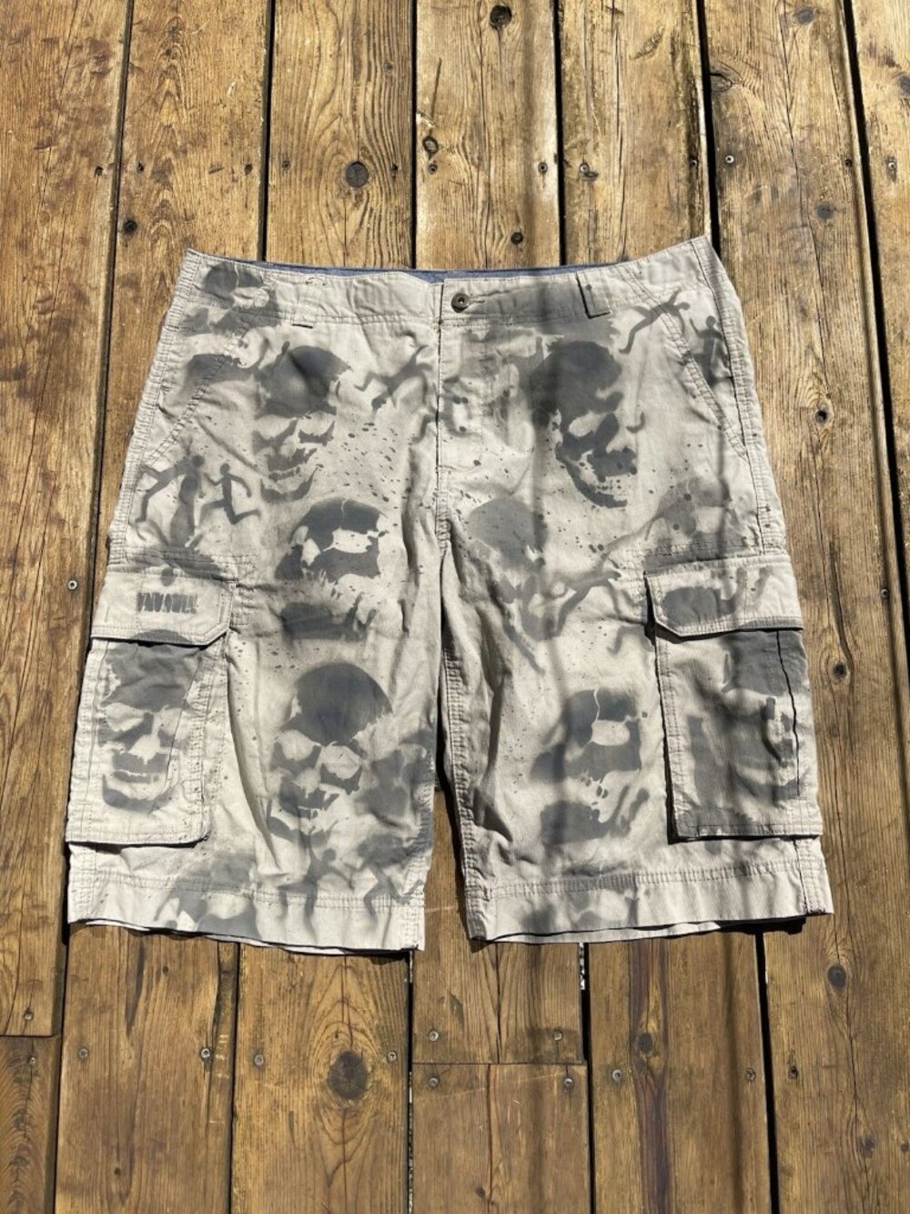 Y2K Cargo Shorts Skull AOP Distressed Grunge Punk Goth 2000's Tech Men Sz 38